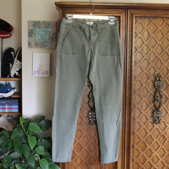 MUDD High-Rise Skinny Utility Pant - Army Green, Size 9 - Picture 2 of 16